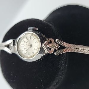 Timex Working Manual wind 10k white gold watch